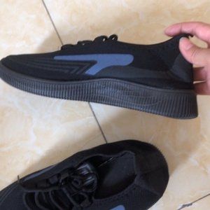 Black Men's Sports Shoes